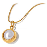 Elegant Gold Pearl Pendant